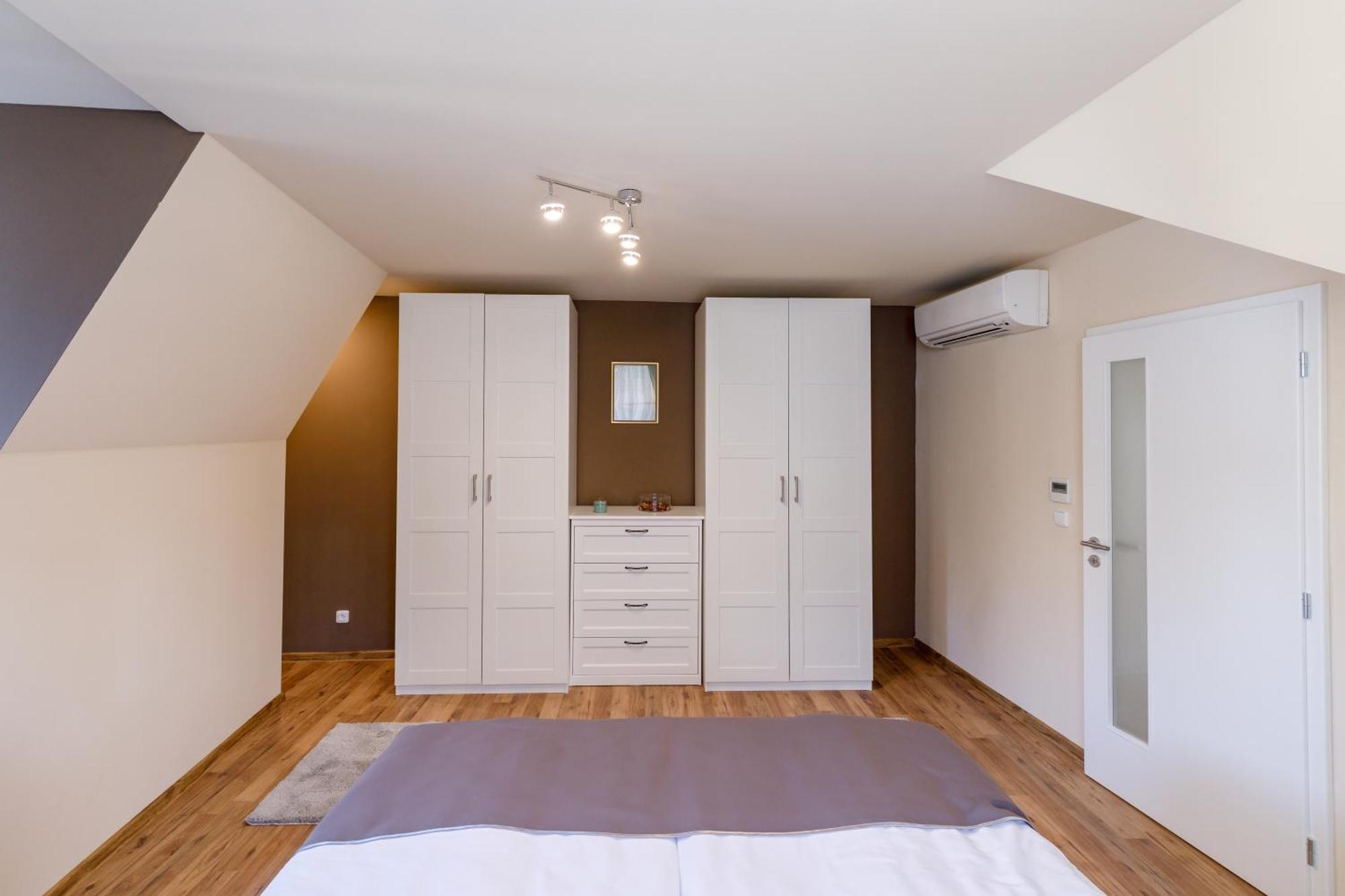 Apartments Menuet Karlovy Vary Rom bilde