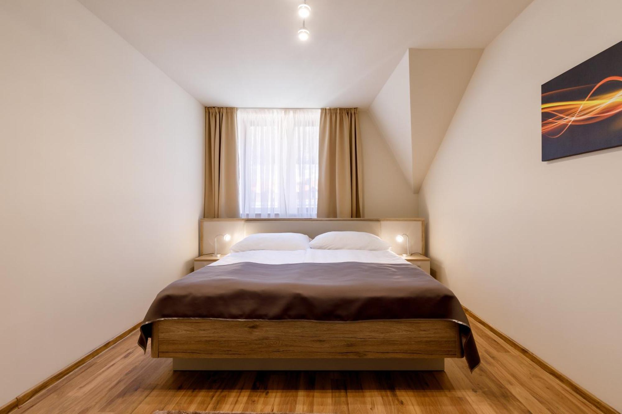 Apartments Menuet Karlovy Vary Rom bilde