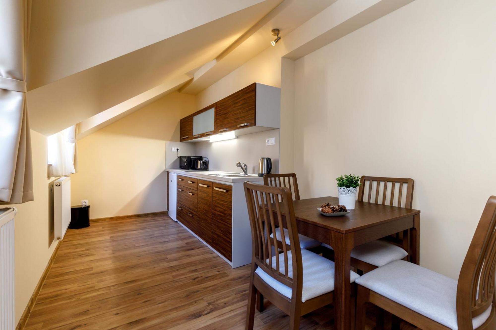 Apartments Menuet Karlovy Vary Rom bilde