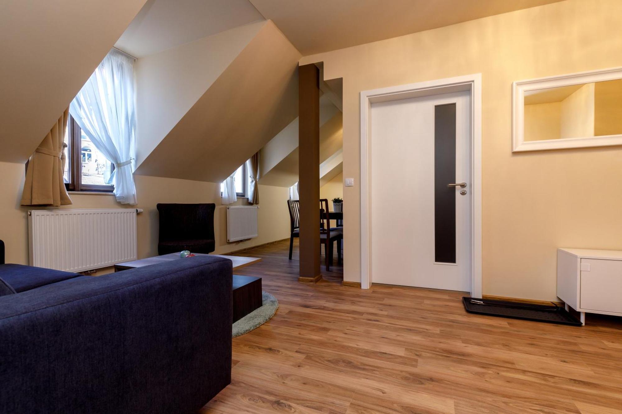 Apartments Menuet Karlovy Vary Rom bilde