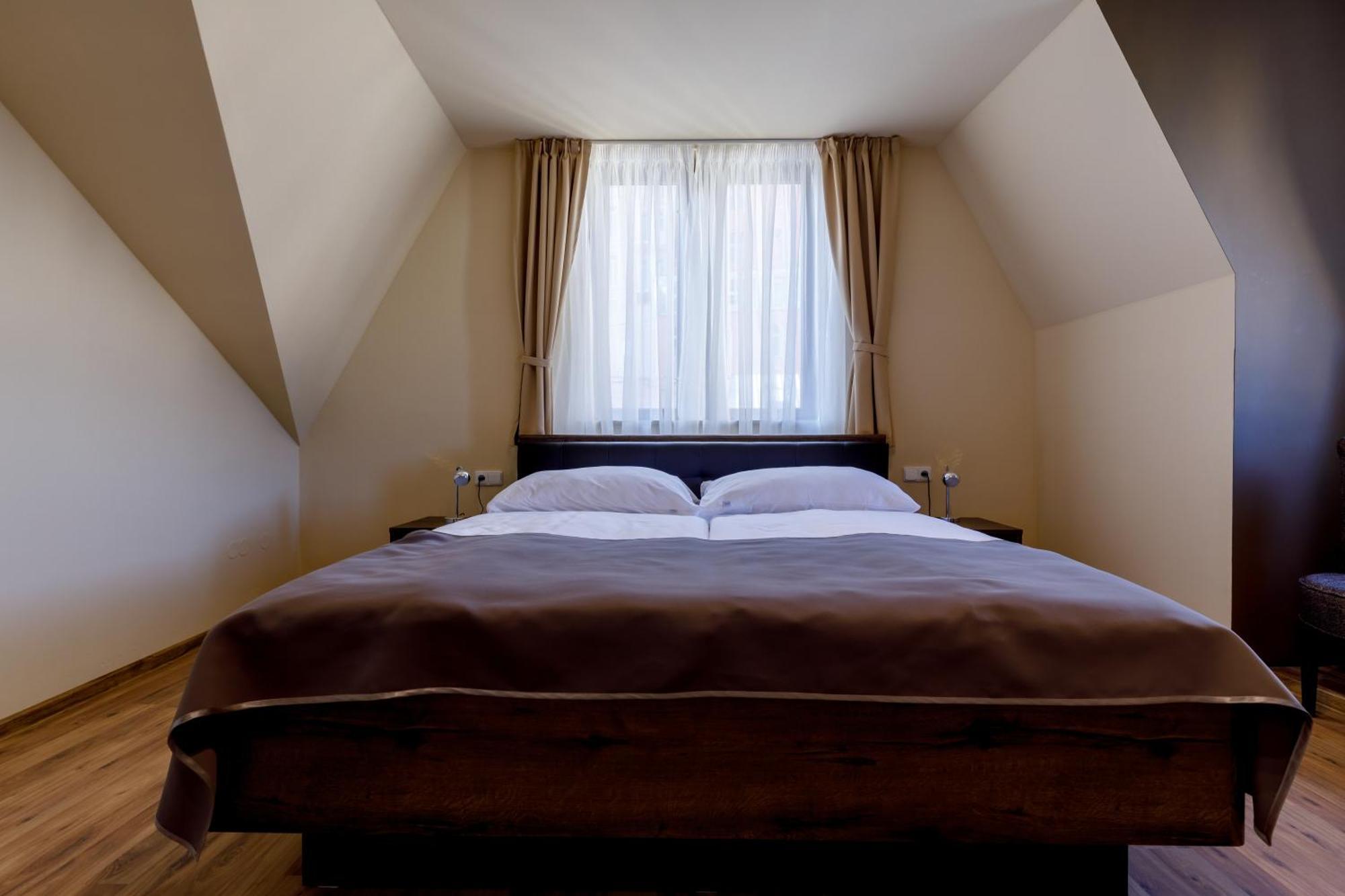 Apartments Menuet Karlovy Vary Rom bilde