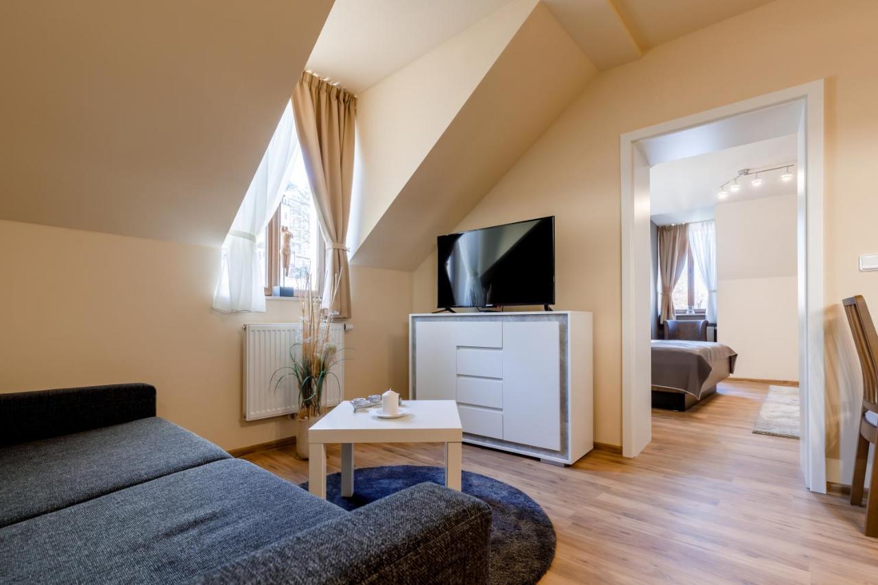 Apartments Menuet Karlovy Vary Eksteriør bilde
