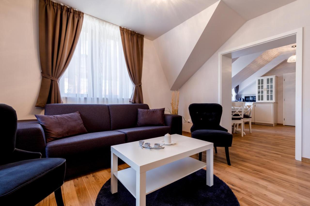 Apartments Menuet Karlovy Vary Eksteriør bilde