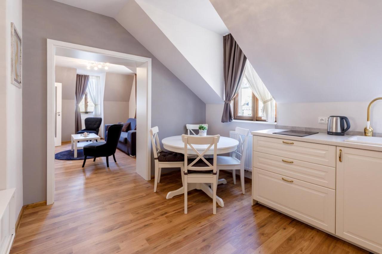 Apartments Menuet Karlovy Vary Rom bilde